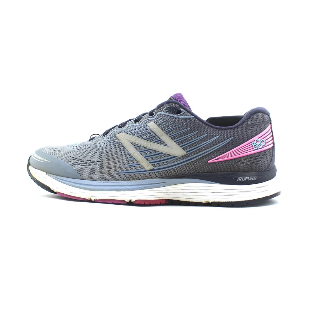 NEW BALANCE 880 V.5